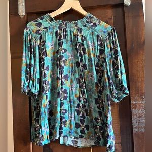 Women’s Sz. L Floral Blouse